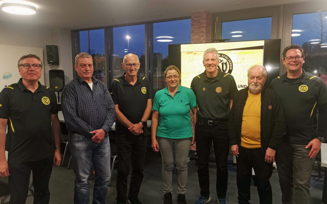 Am 26. April fand die diesjährige Mitgliederversammlung des GSV Moers statt. Im Vereinsheim an der Filder Str. standen u.a. Ehrungen und Wahlen an. Für 70-jährige Mitgliedschaft wurde Josef „Jupp“ Jebautzke geehrt.